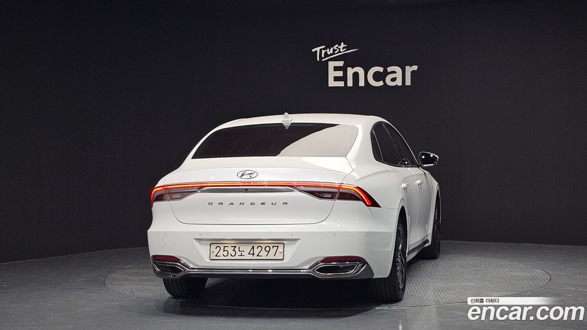 Hyundai Grandeur 2021