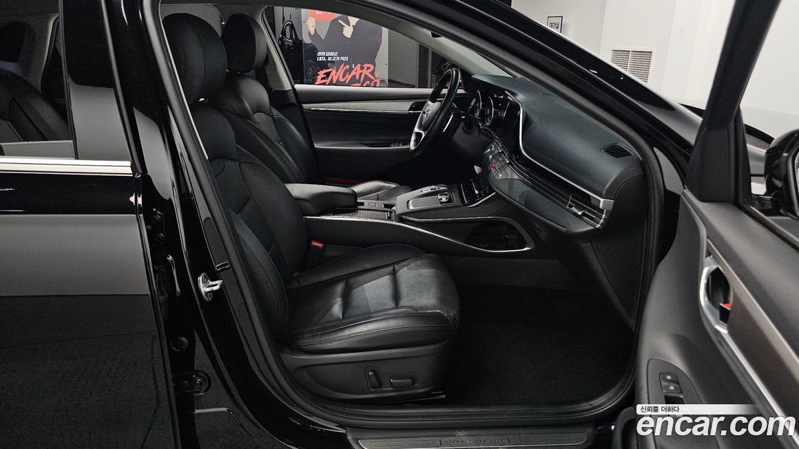 Hyundai Grandeur 2021