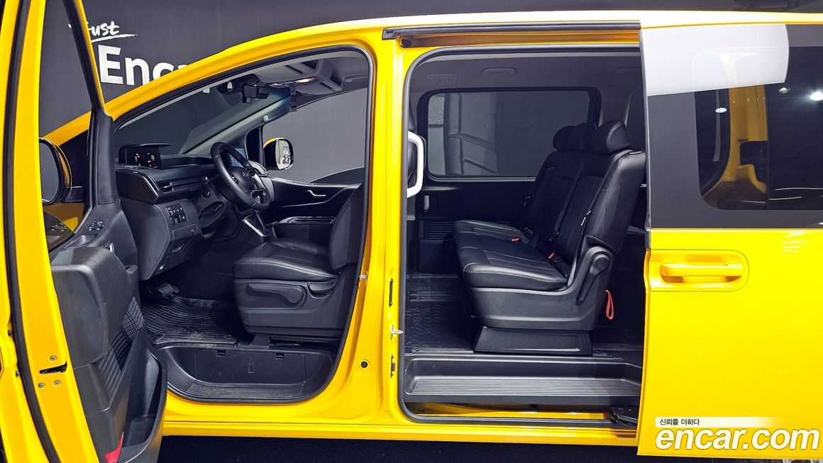 Hyundai Staria 2023