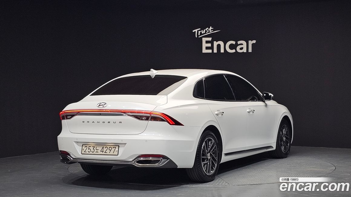 Hyundai Grandeur 2021