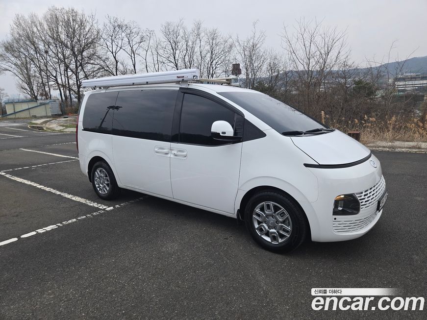 Hyundai Staria 2022