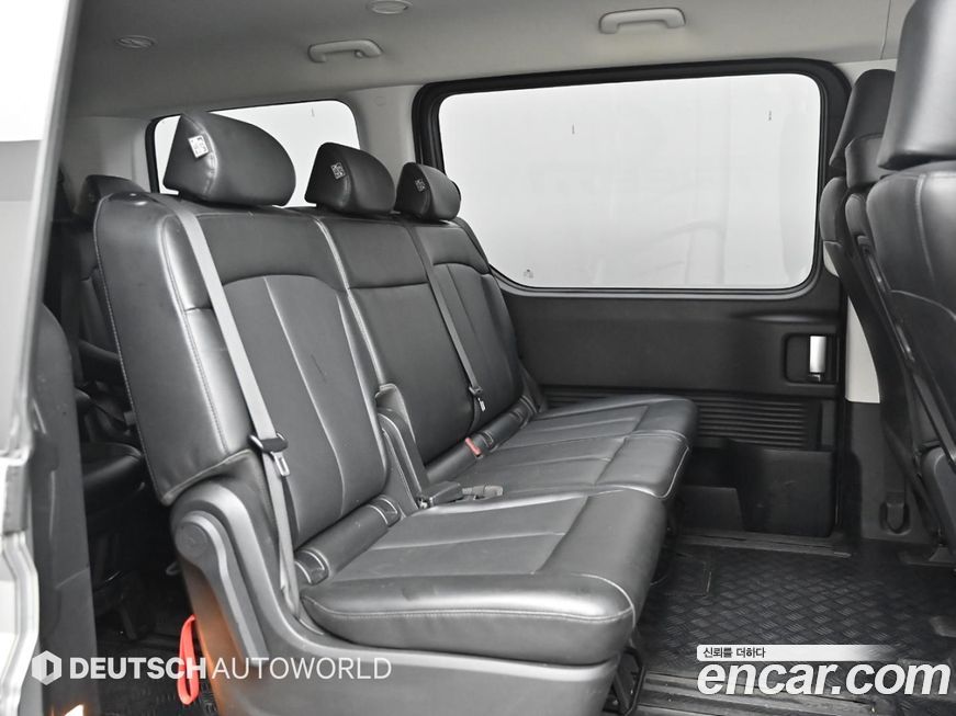 Hyundai Staria 2022