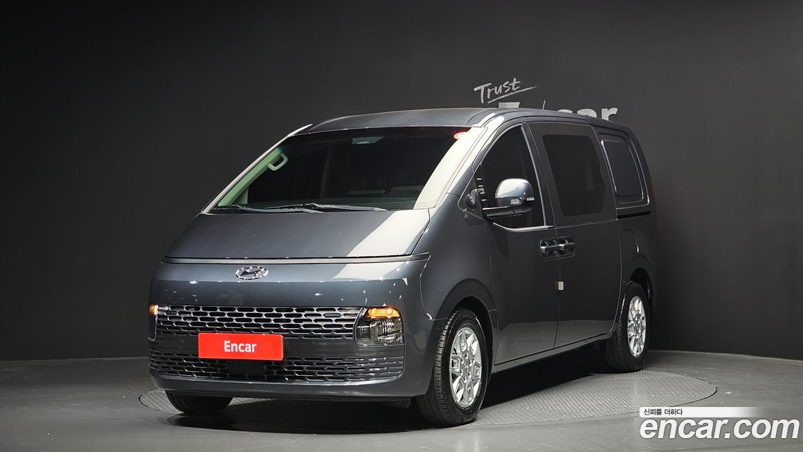 Hyundai Staria 2022