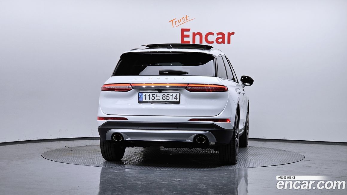 Lincoln Corsair 2021