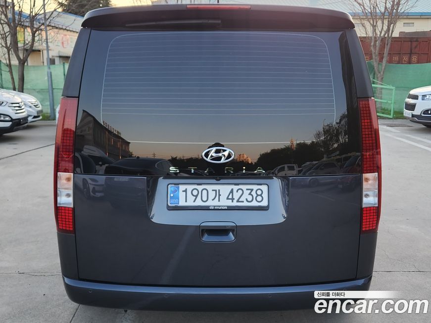 Hyundai Staria 2023
