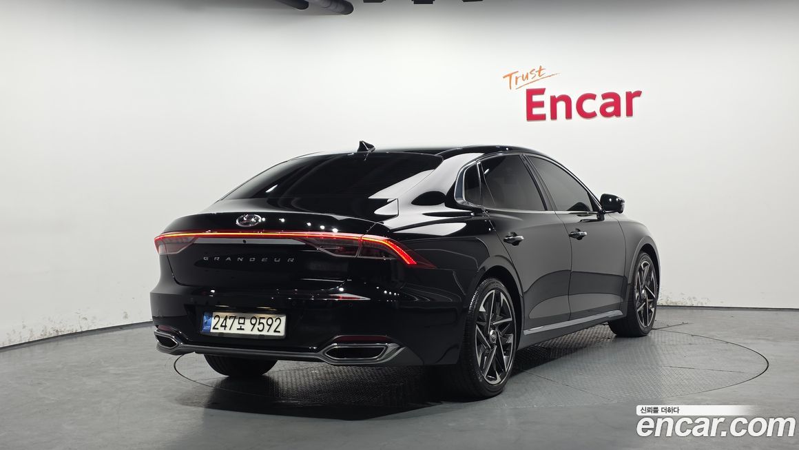 Hyundai Grandeur 2020