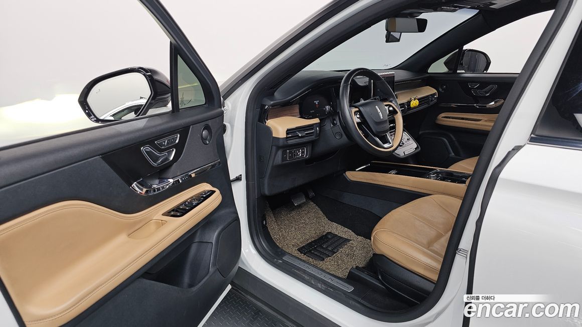 Lincoln Corsair 2021