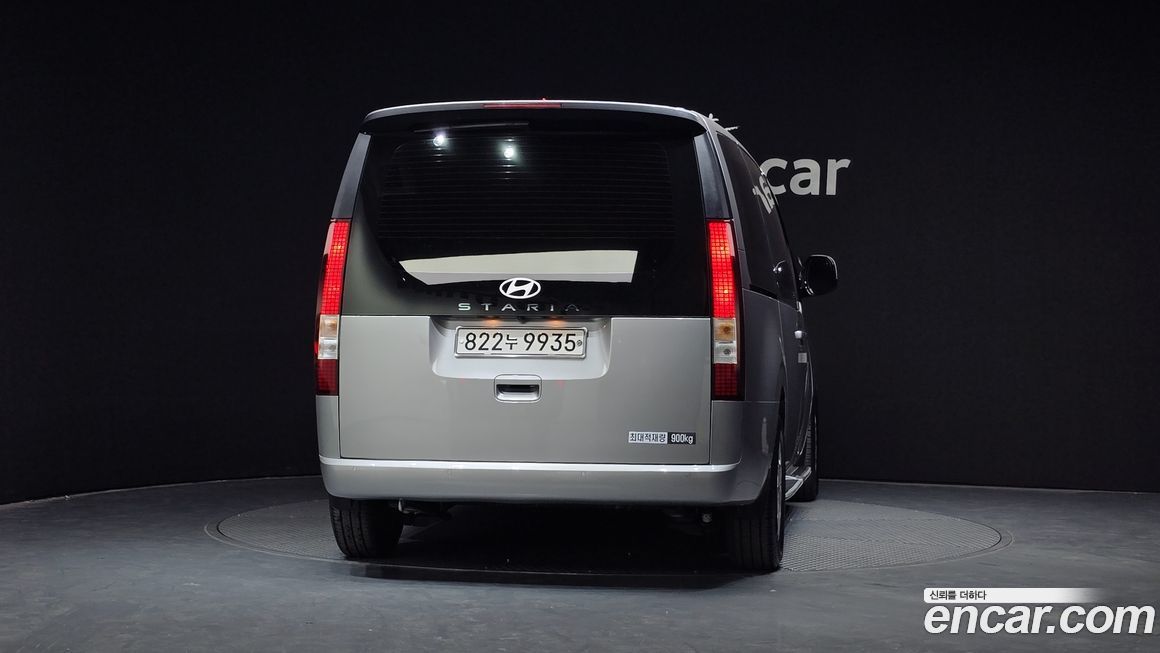 Hyundai Staria 2025
