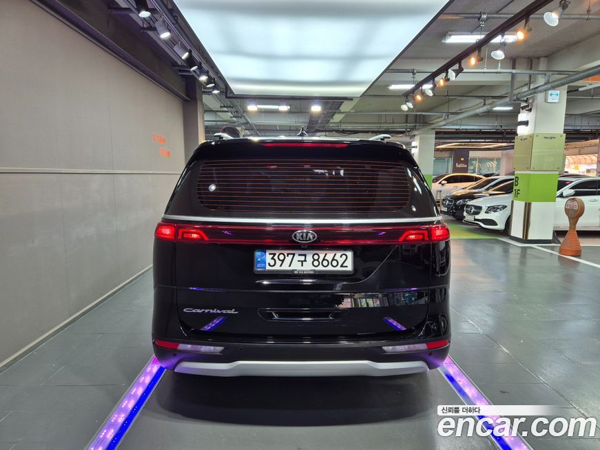 Kia Canival 2021