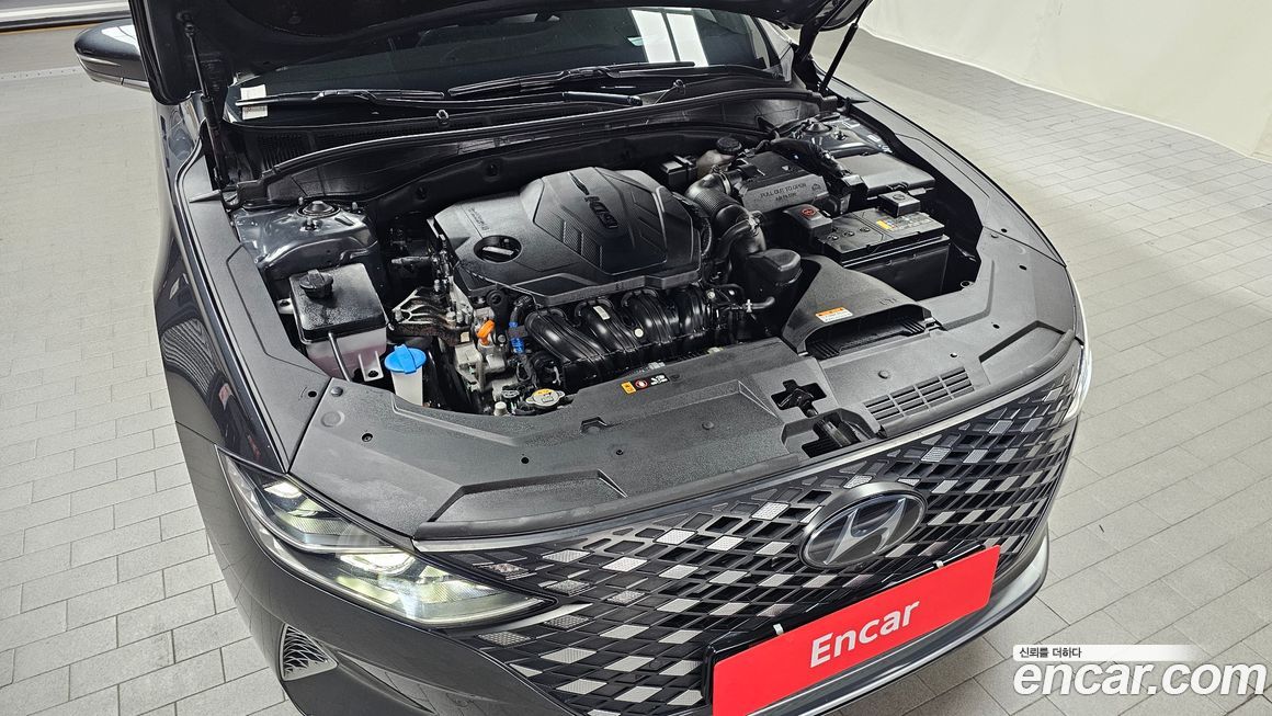 Hyundai Grandeur 2022