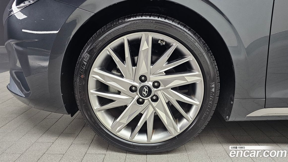 Hyundai Grandeur 2022