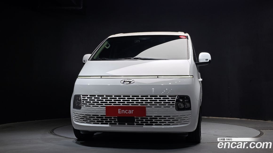 Hyundai Staria 2024