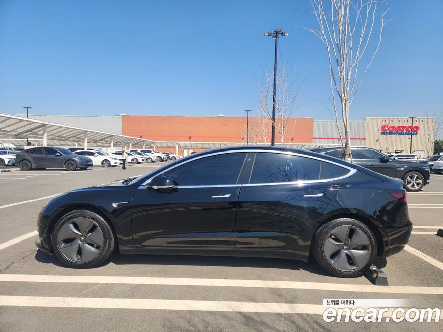 Tesla Model 3 2020