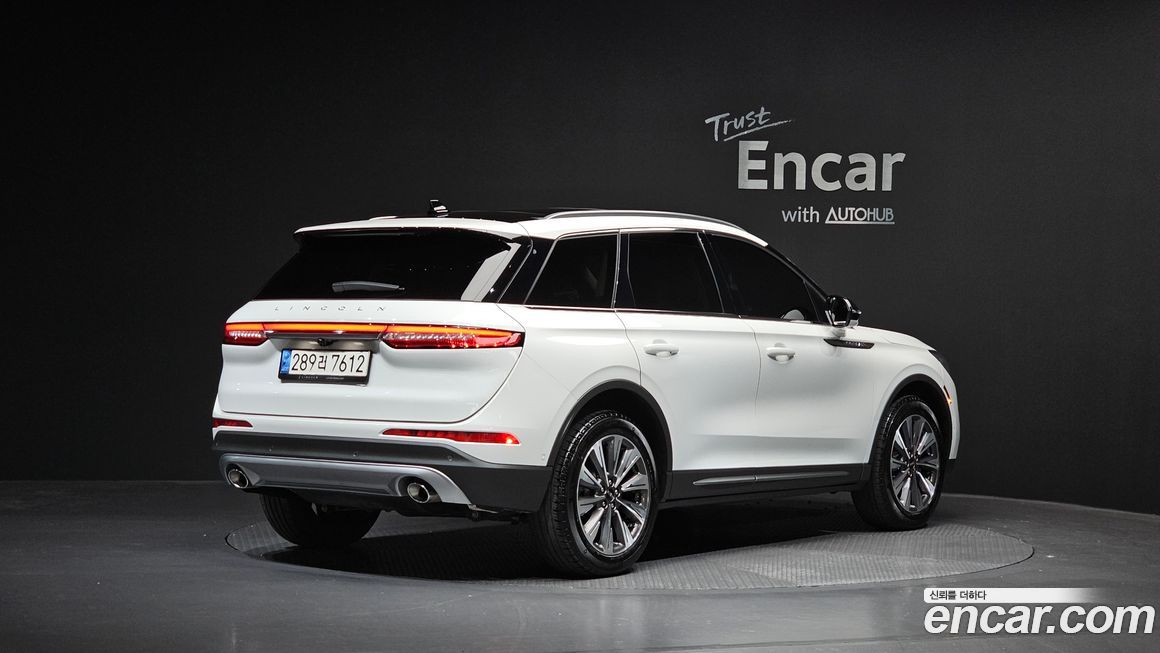 Lincoln Corsair 2021