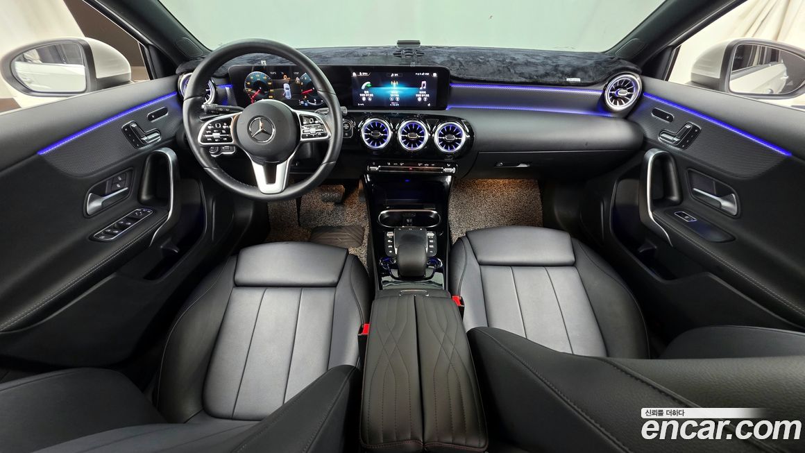 Mercedes-Benz A-Class 2023