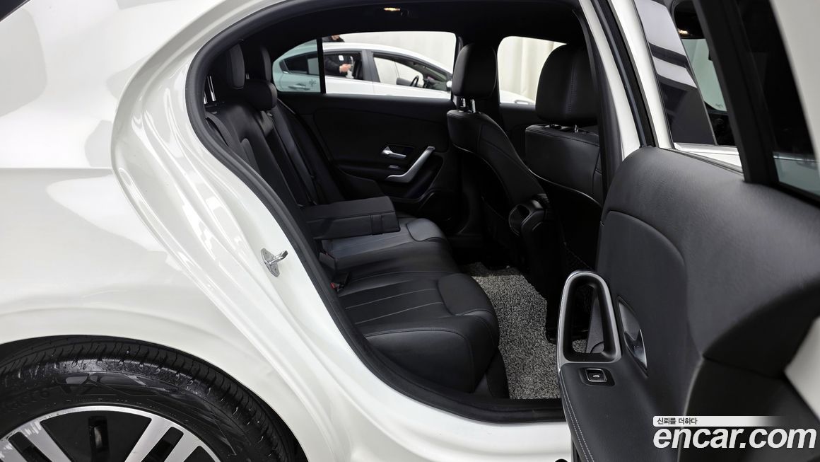 Mercedes-Benz A-Class 2023