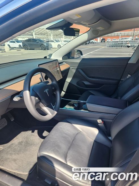 Tesla Model 3 2020