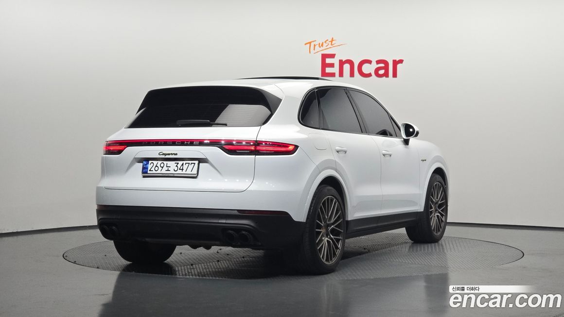 Porsche Cayenne 2023