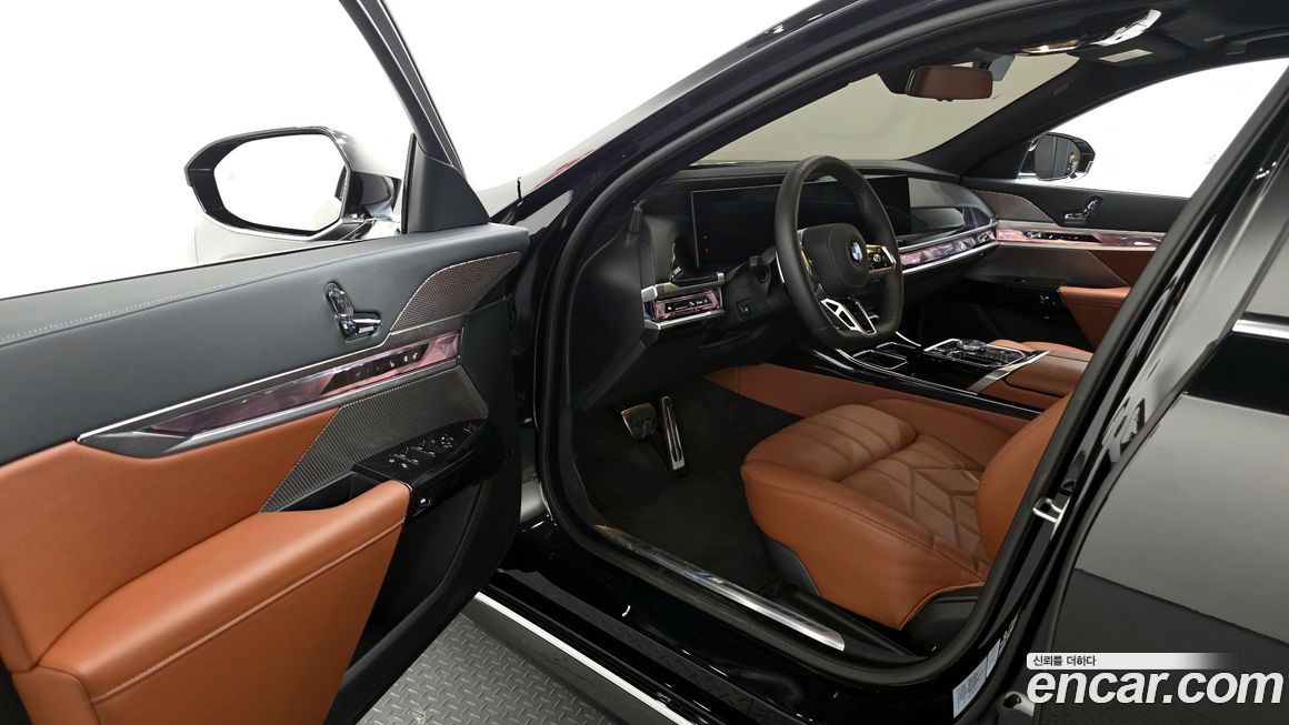 BMW 7-Series 2025