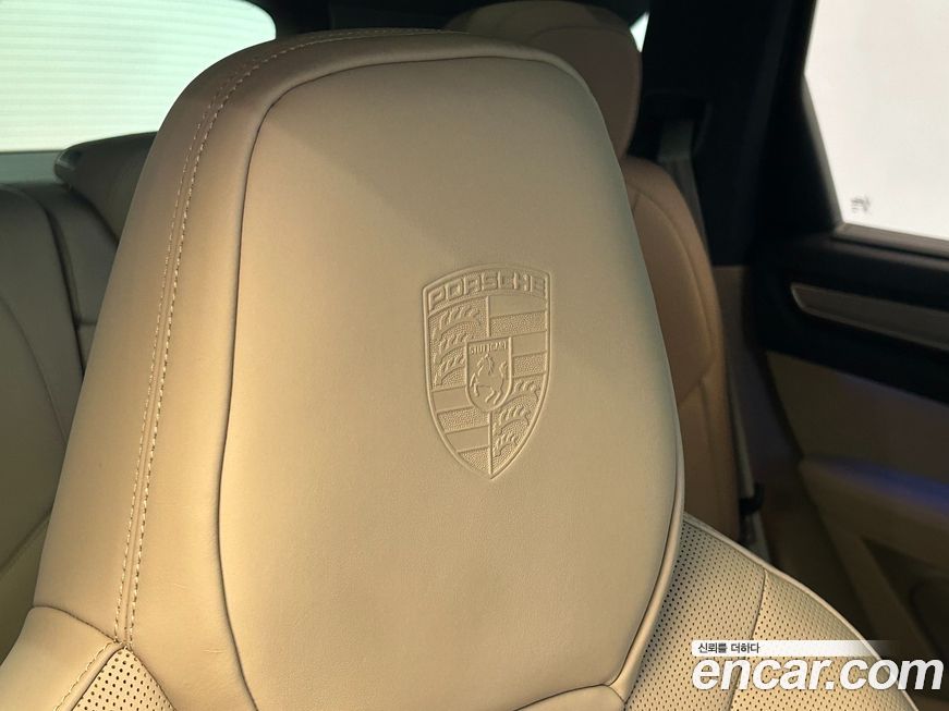 Porsche Cayenne 2023