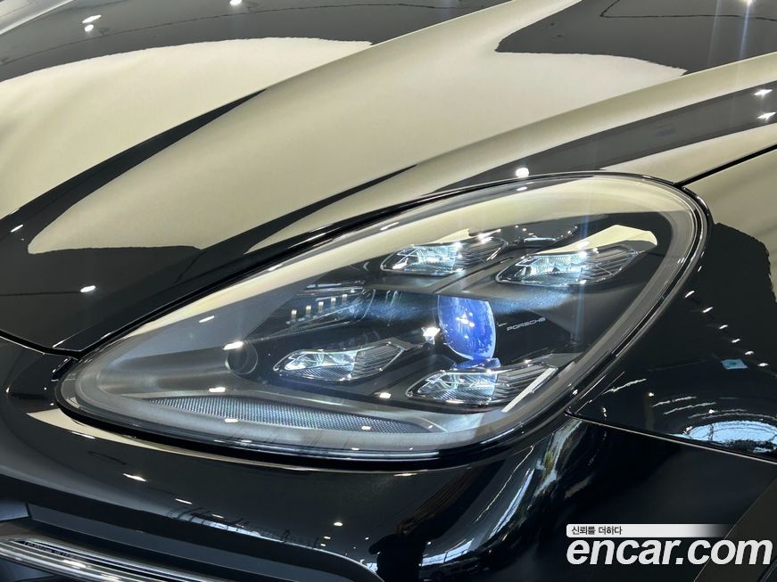 Porsche Cayenne 2023