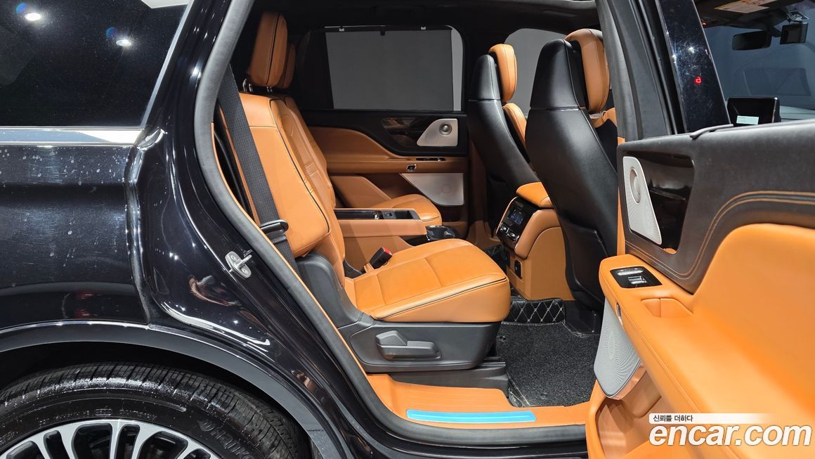 Lincoln Aviator 2021