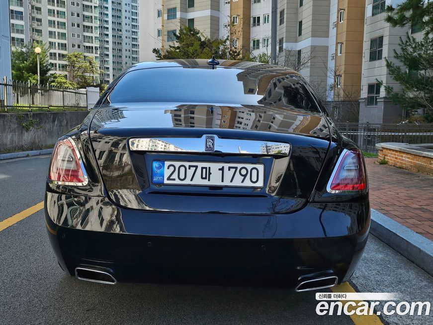 Rolls-Royce Ghost 2013