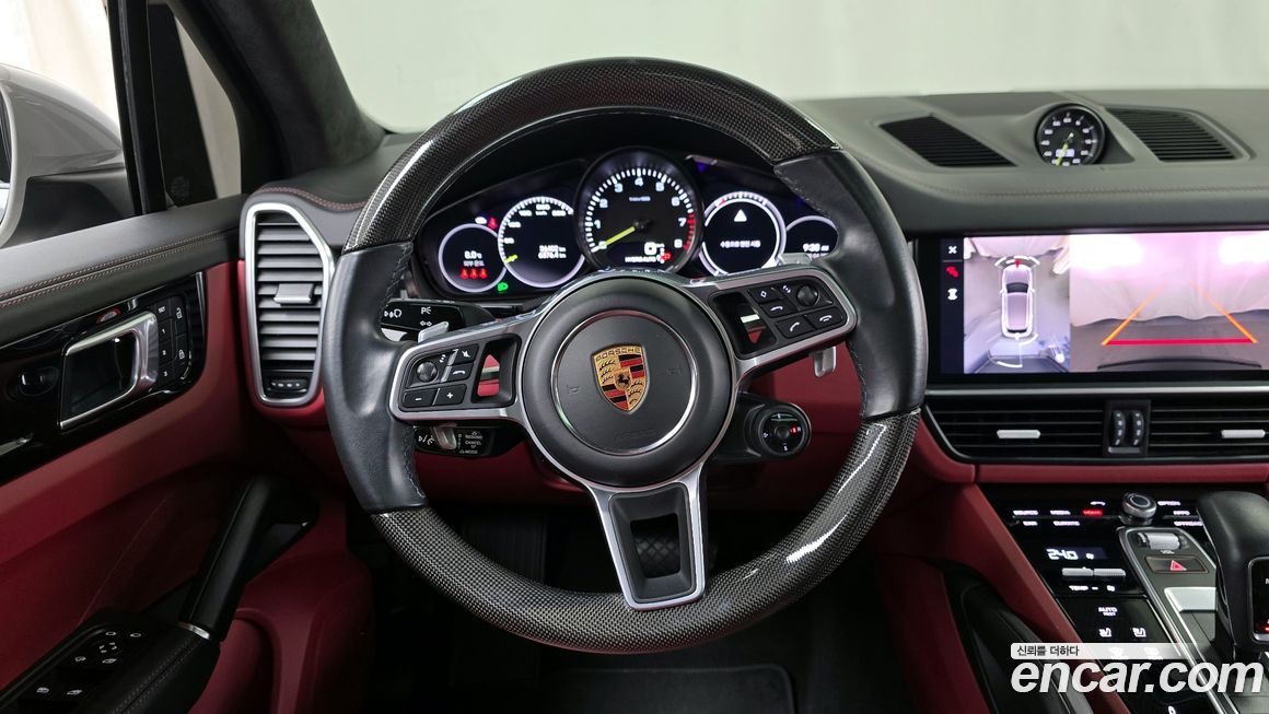 Porsche Cayenne 2022