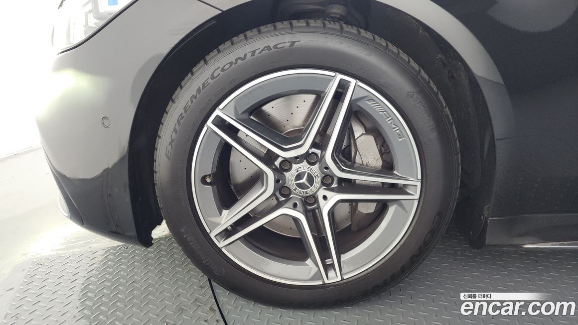 Mercedes-Benz S-Class 2021