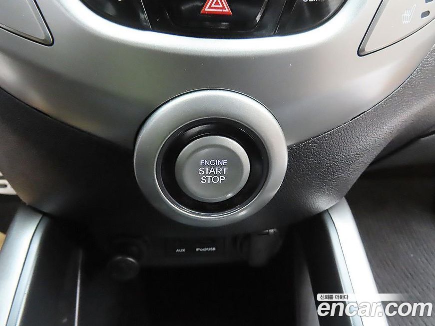 Hyundai Veloster 2012