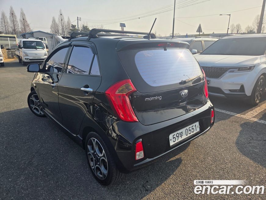 Kia morning 2016