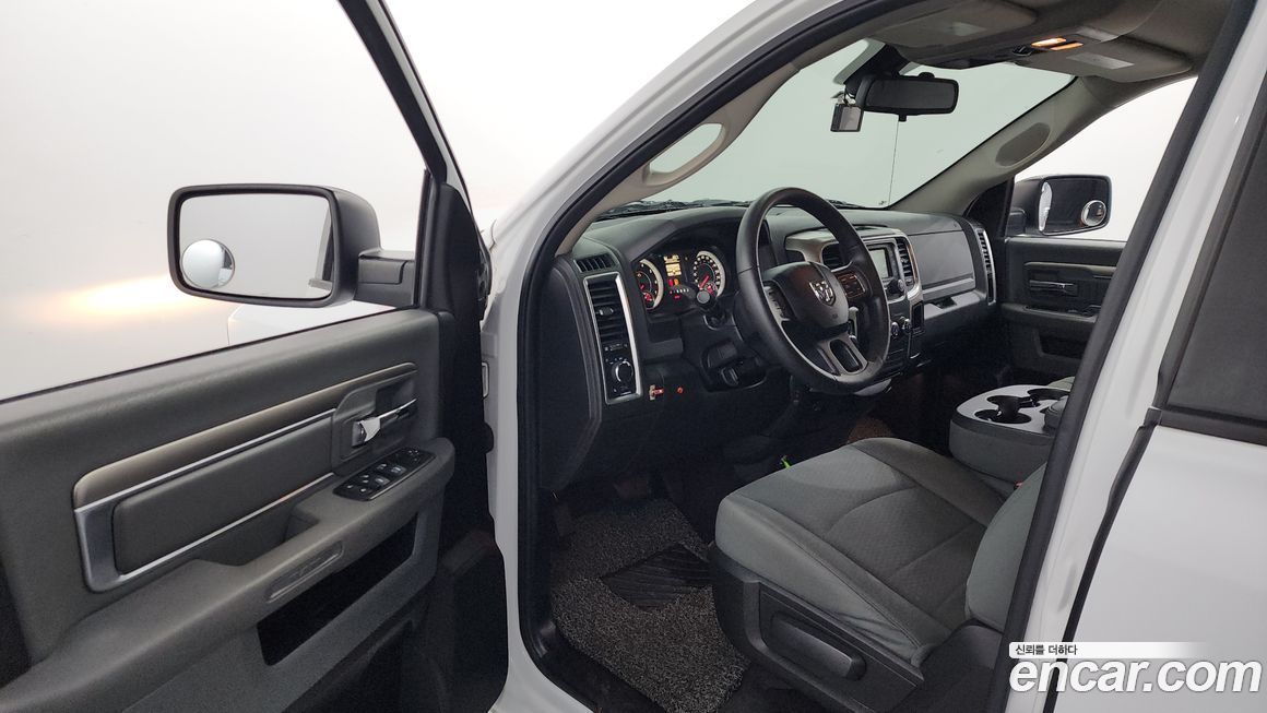 Dodge Ram Pick Up 2015