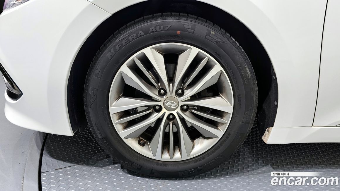 Hyundai Grandeur 2015