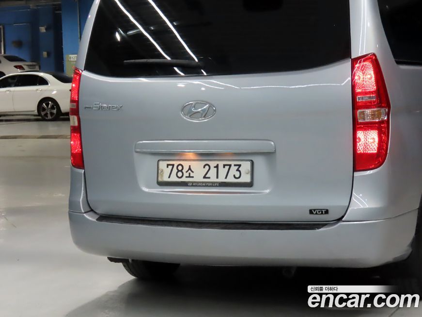 Hyundai Starex 2013
