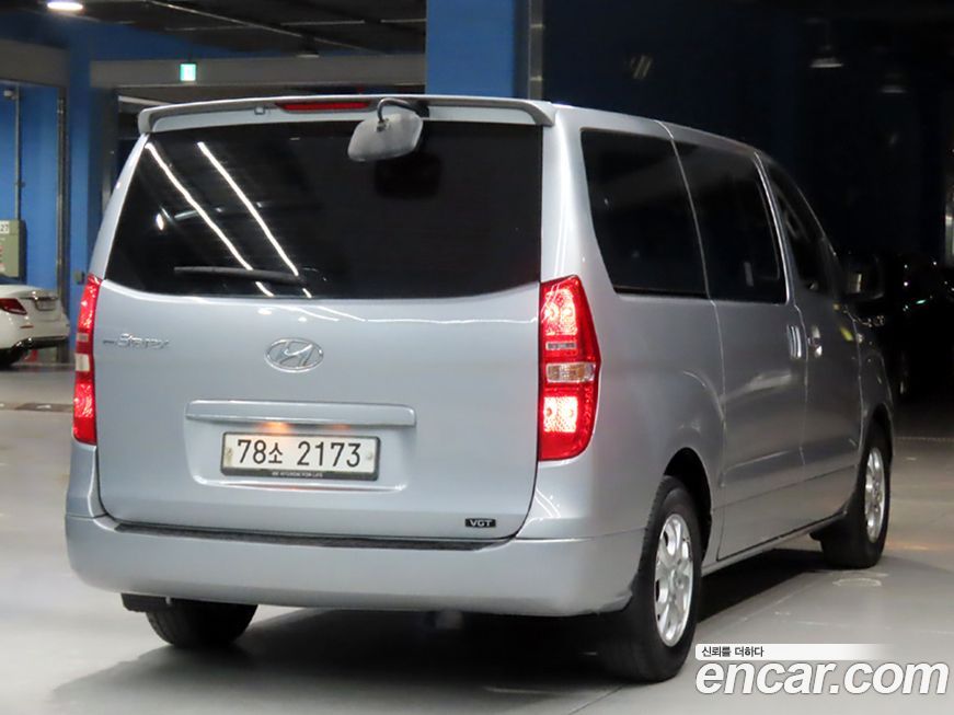 Hyundai Starex 2013
