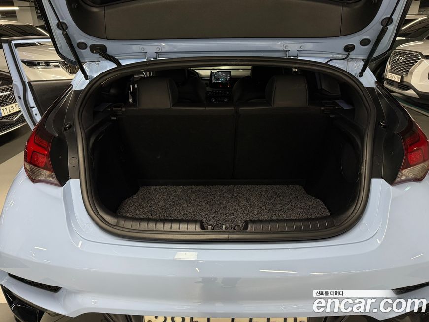 Hyundai Veloster 2019