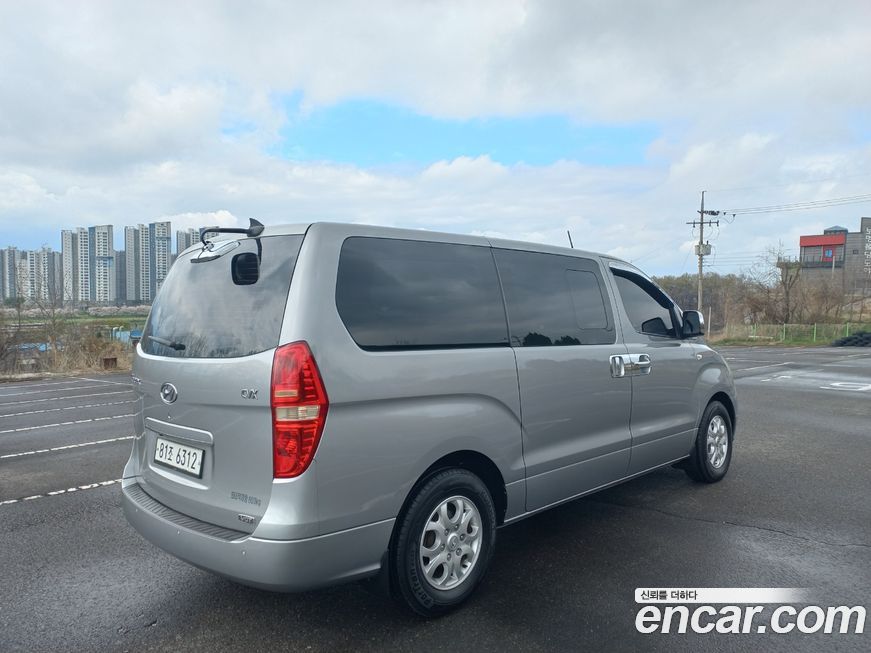 Hyundai Starex 2011