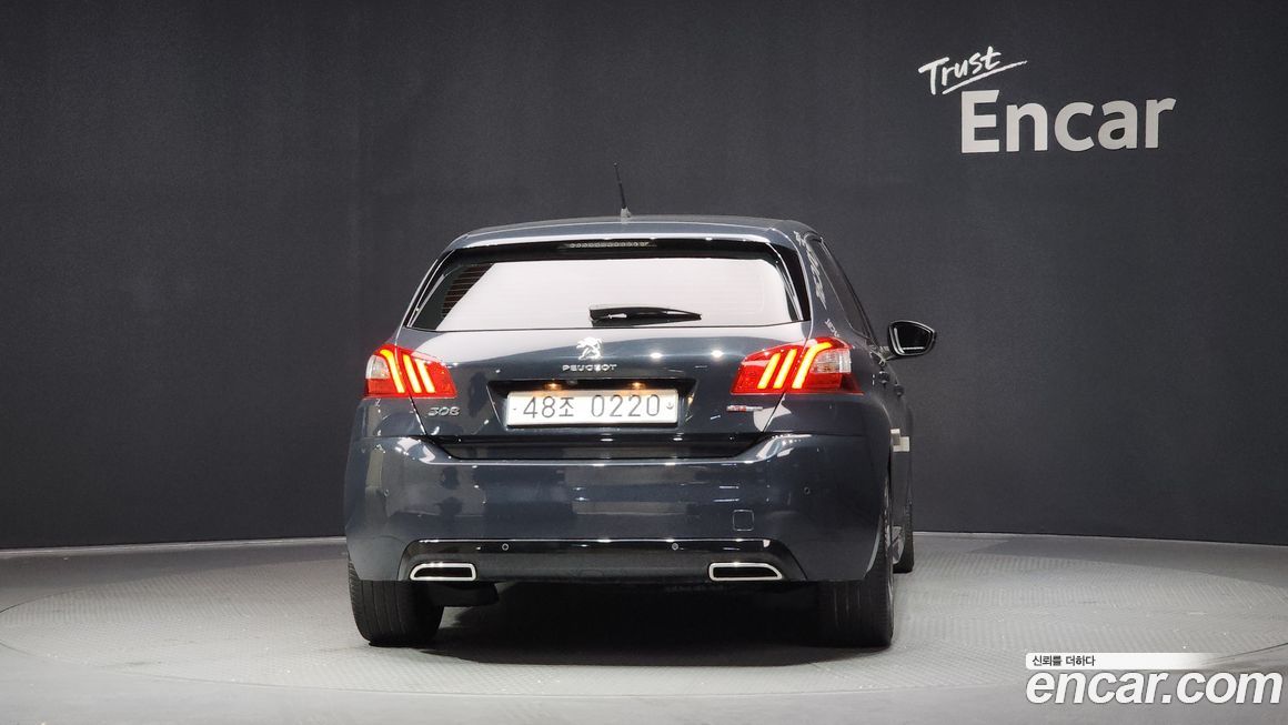 Peugeot 308 2016