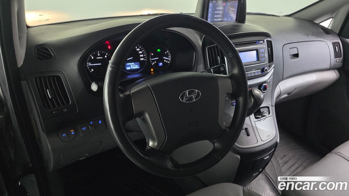 Hyundai Starex 2021