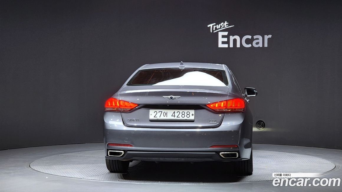 Hyundai Genesis 2016