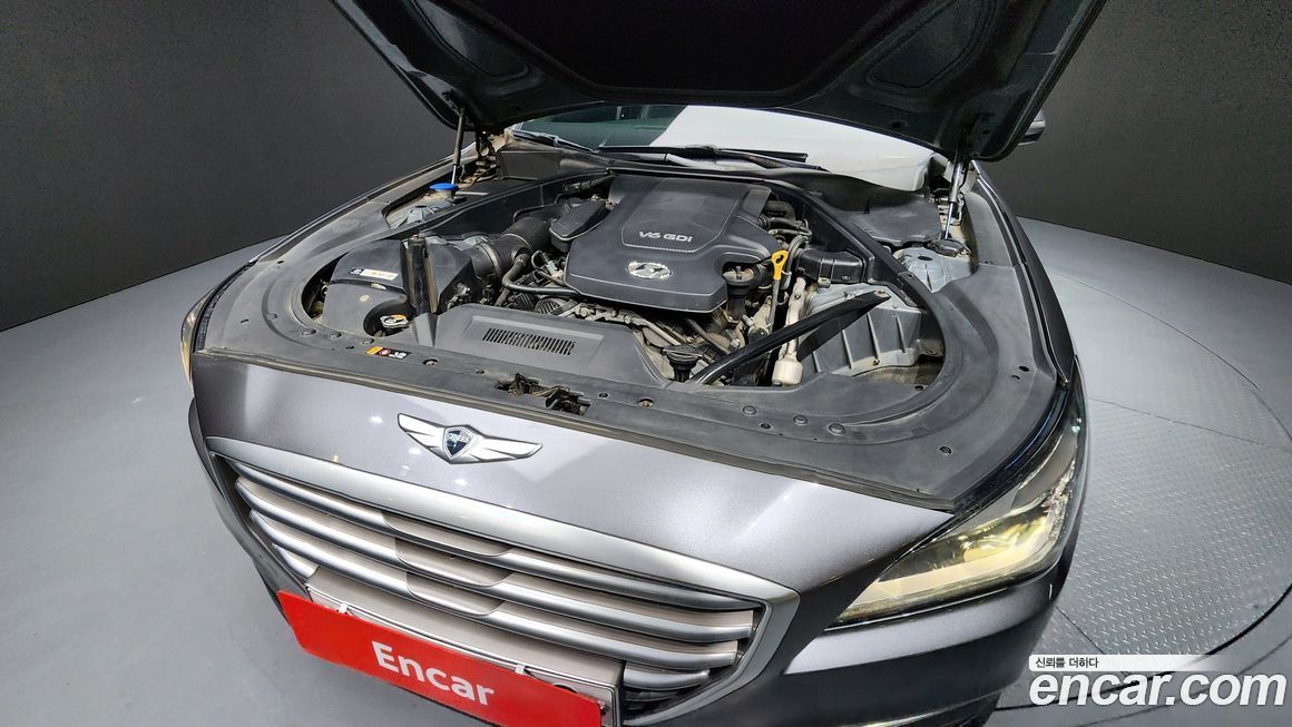 Hyundai Genesis 2016