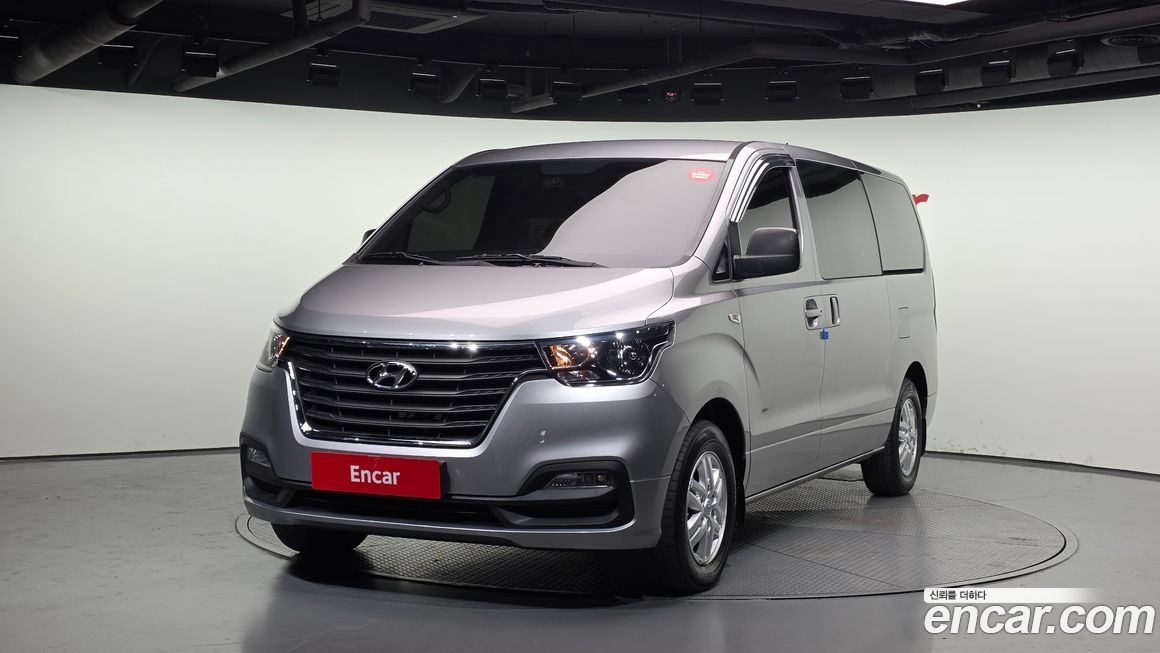 Hyundai Starex 2021