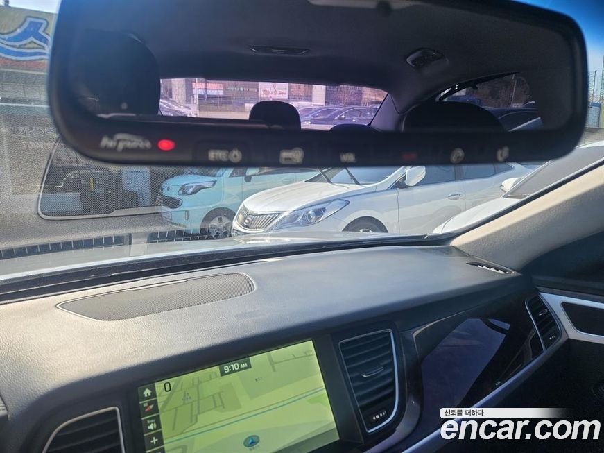 Hyundai Genesis 2016