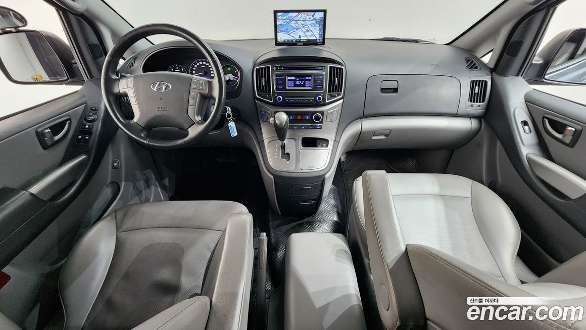 Hyundai Starex 2019