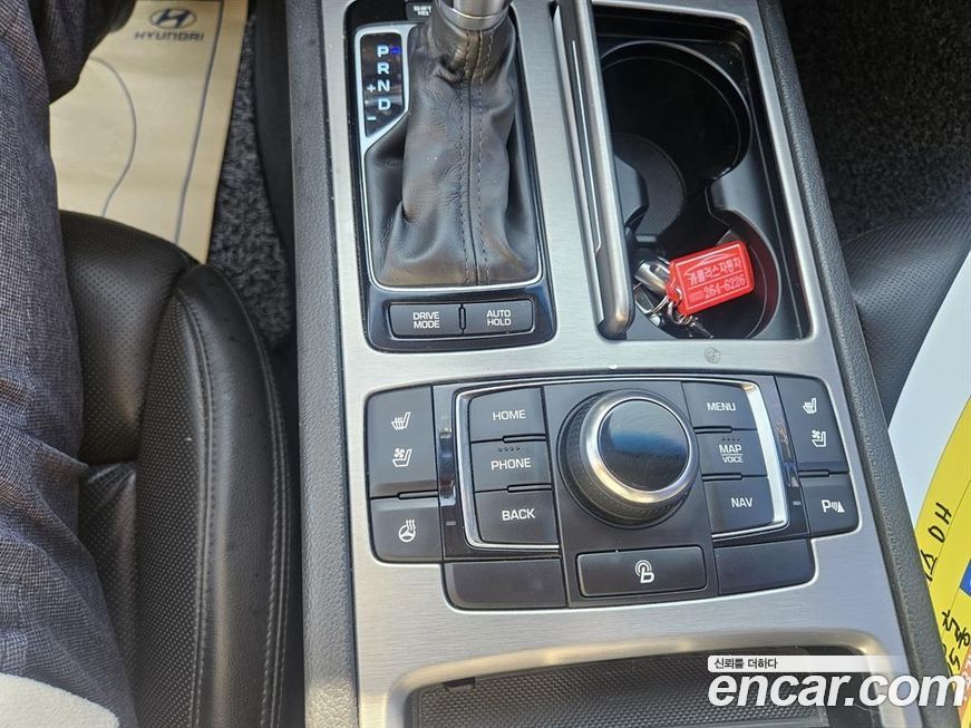 Hyundai Genesis 2016