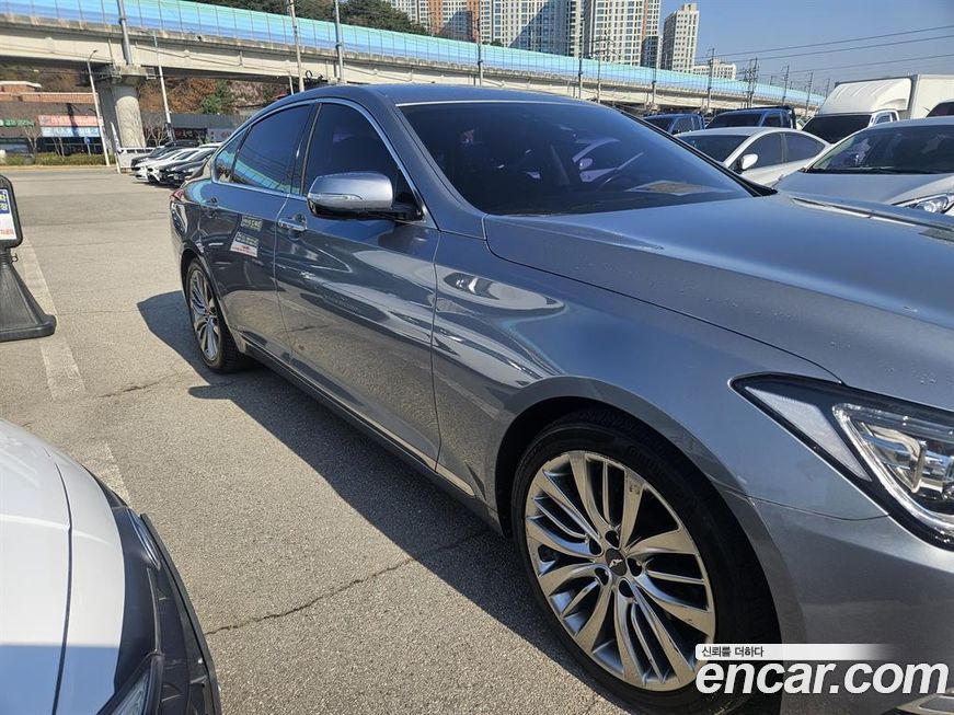 Hyundai Genesis 2016