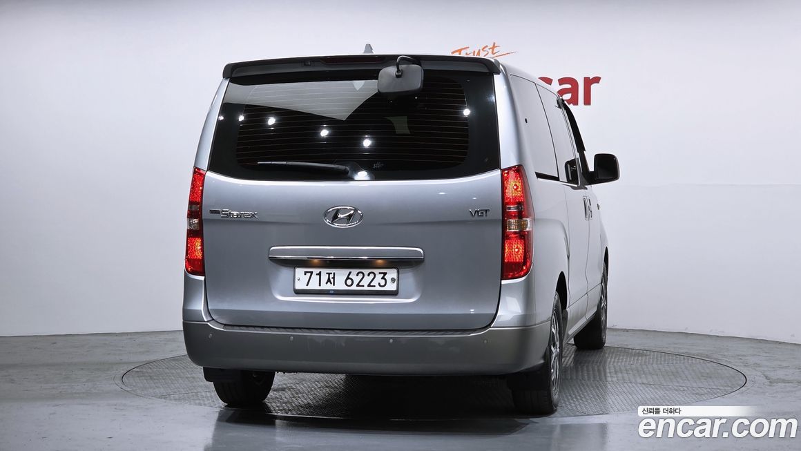 Hyundai Starex 2018