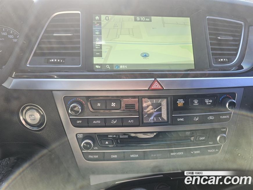 Hyundai Genesis 2016