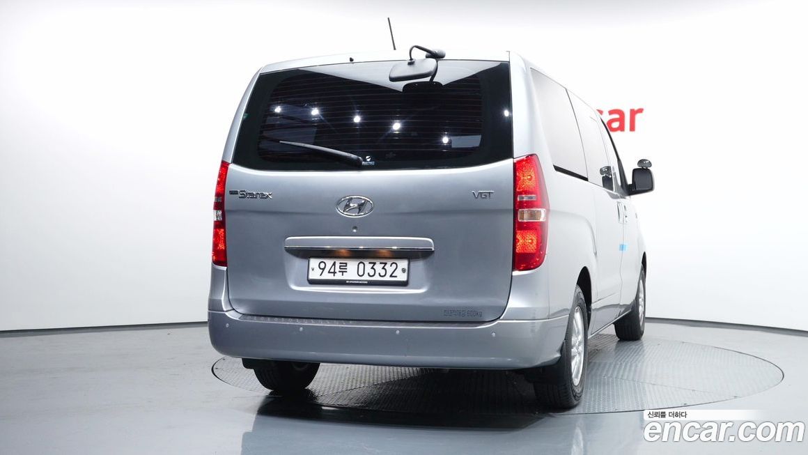 Hyundai Starex 2019