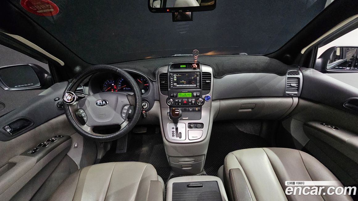 Kia Canival 2013